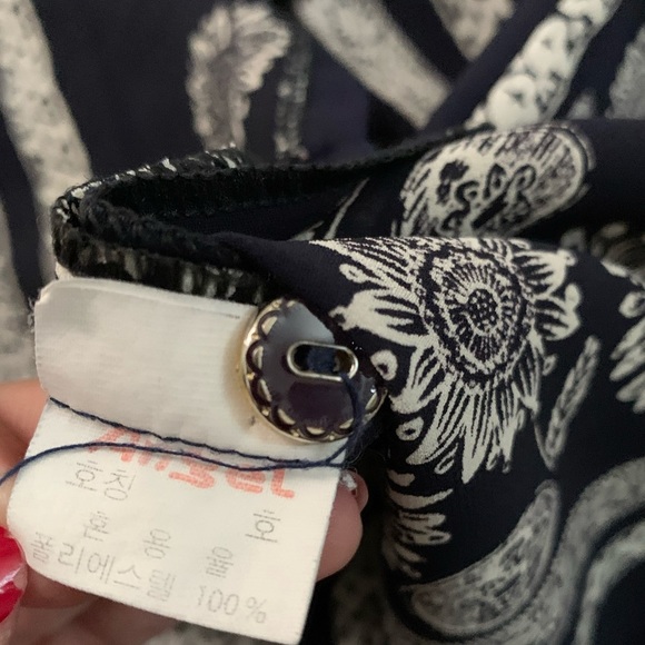 Angel Fashion Women’s Navy blue and White Printed Long Sleeve Blouse Siz… - Picture 17 of 17